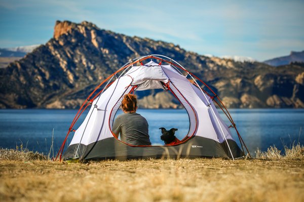 Comment organiser un camping pour une expédition de plongée sous-marine en Australie?